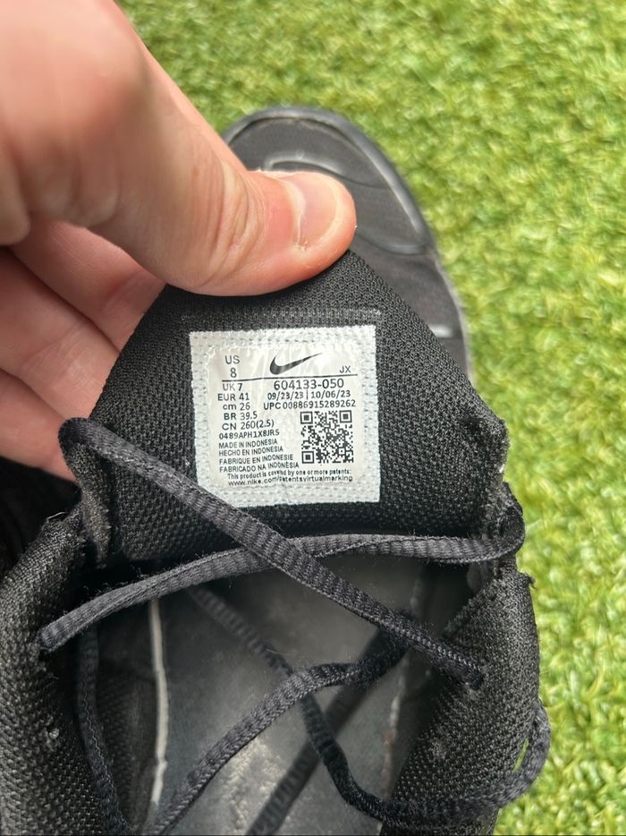 Baskets Nike TN noires taille 41 - photo numéro 5