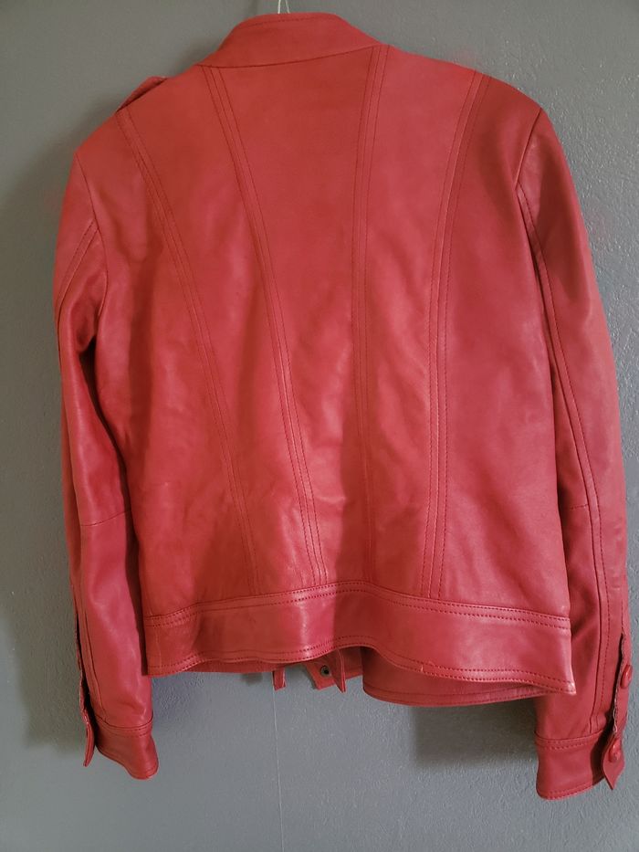 Veste rouge - photo numéro 5