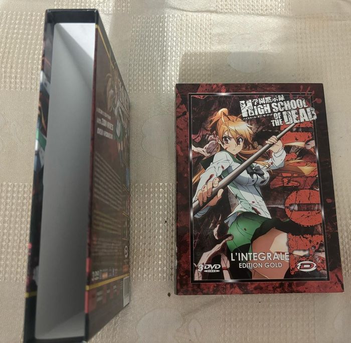 DVD High School of the Dead, l'intégral - photo numéro 6