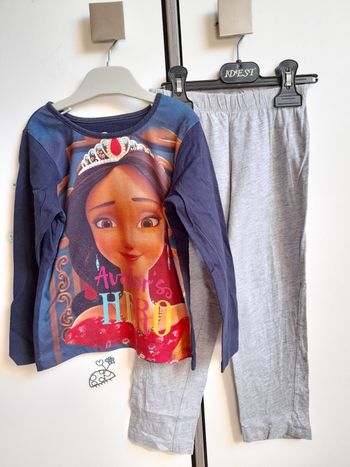 Pyjama léger Elena d Avalor 4/5 ans