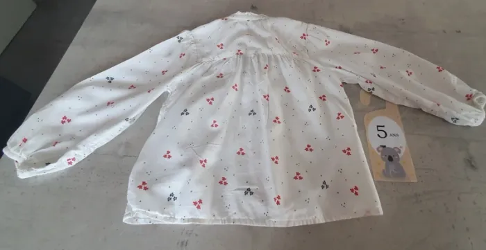 Blouse 5 ans - photo numéro 2