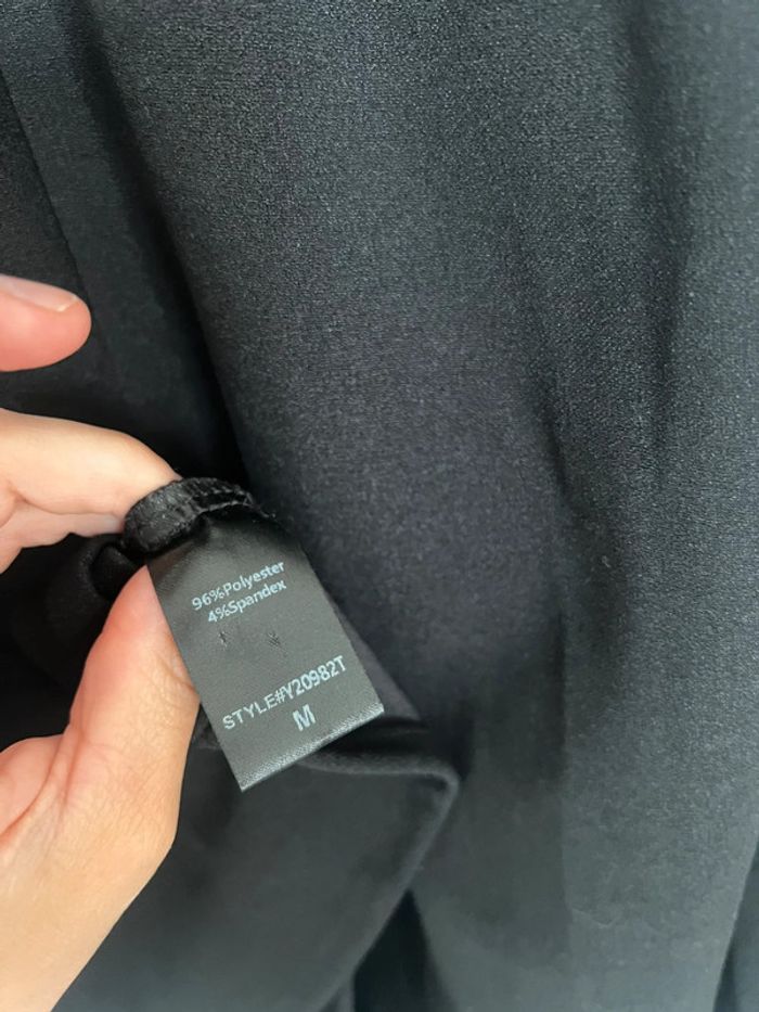 Robe noir - photo numéro 7