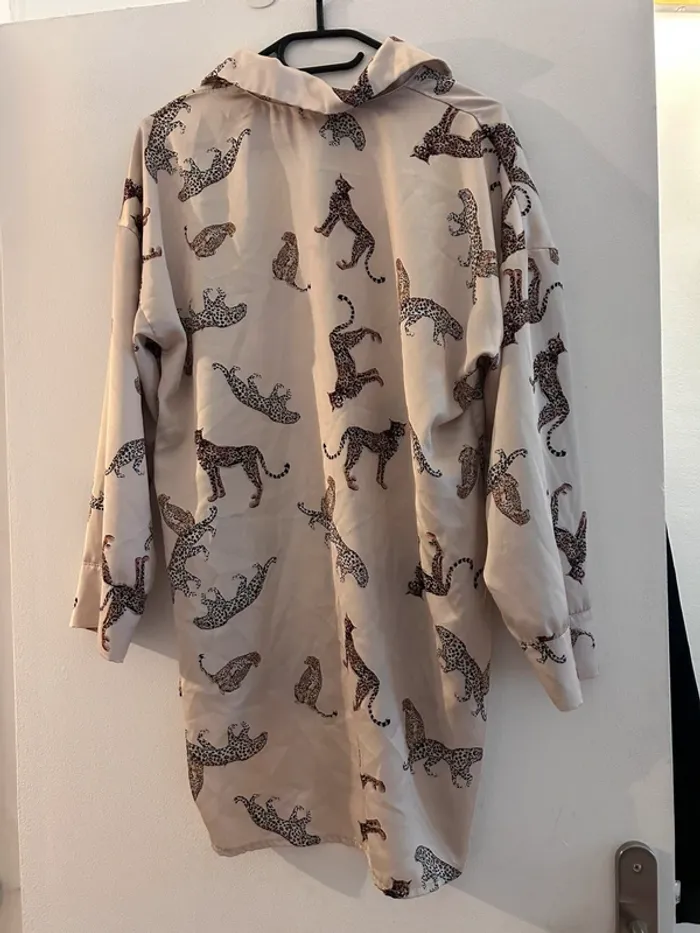 Chemise beige fluide soie léopard taille unique - photo numéro 7