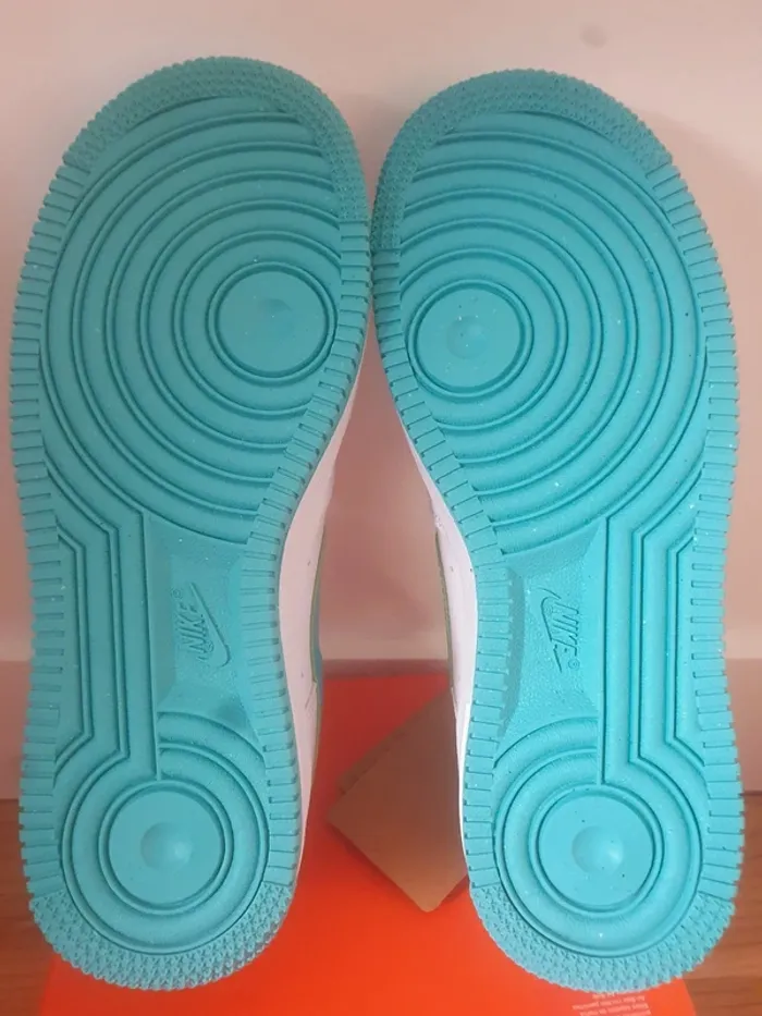 Nike Air Force 1 (36.5) - photo numéro 8