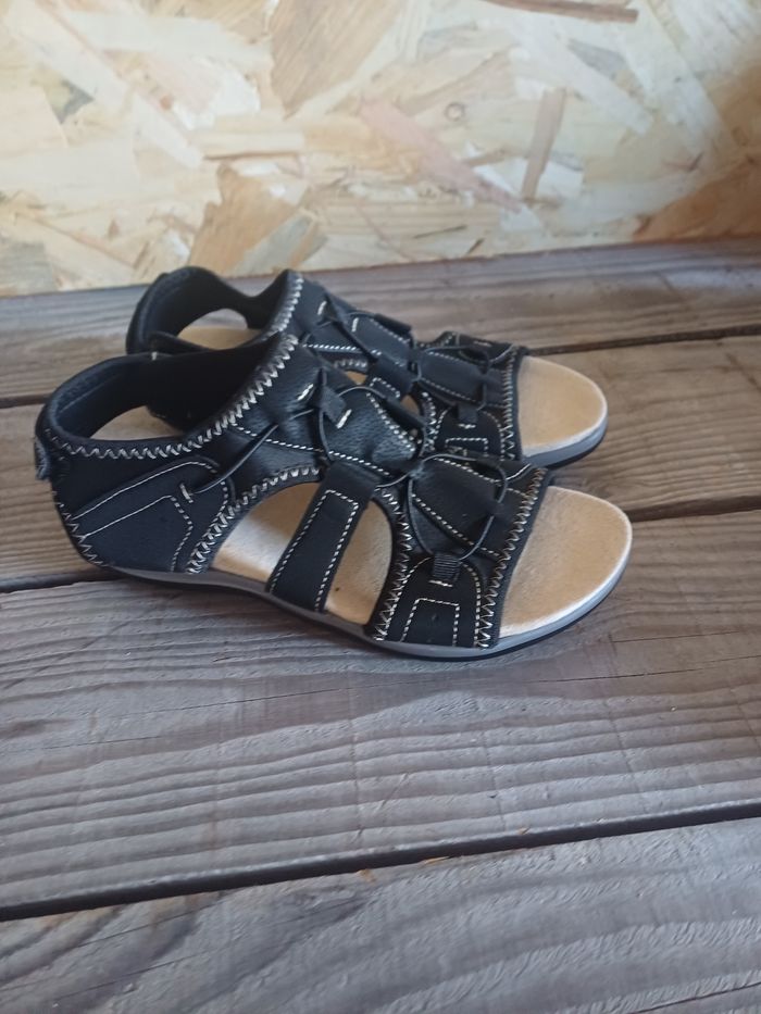 Chaussures femme - photo numéro 2