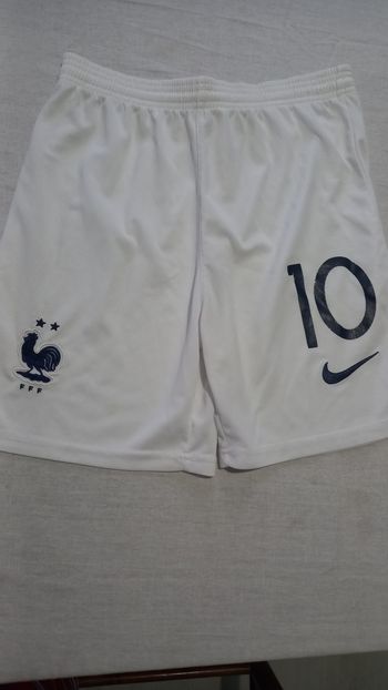 Short nike numéro 10   Mbappé F F F brodé