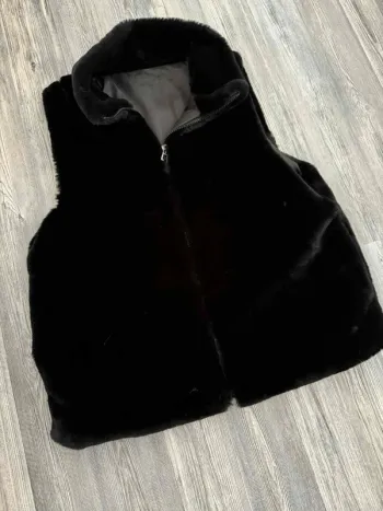 Gilet sans manches fausse fourrure TU