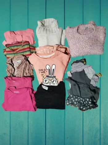 Lot de vêtements fille