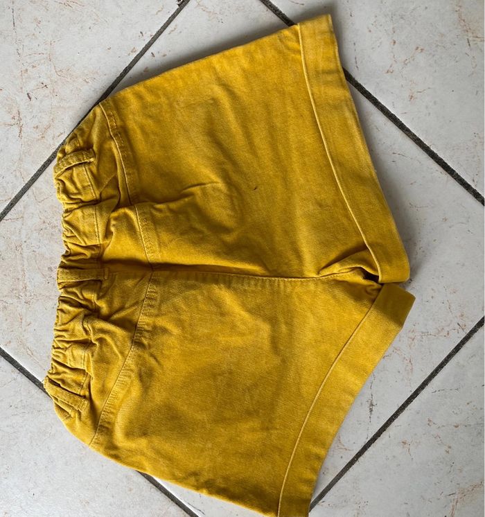 Short fille - photo numéro 2