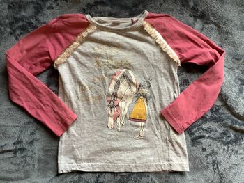 T-shirt manches longues gris et rose taille 110/116 (5/6 ans)  Petites franges sur les côtés