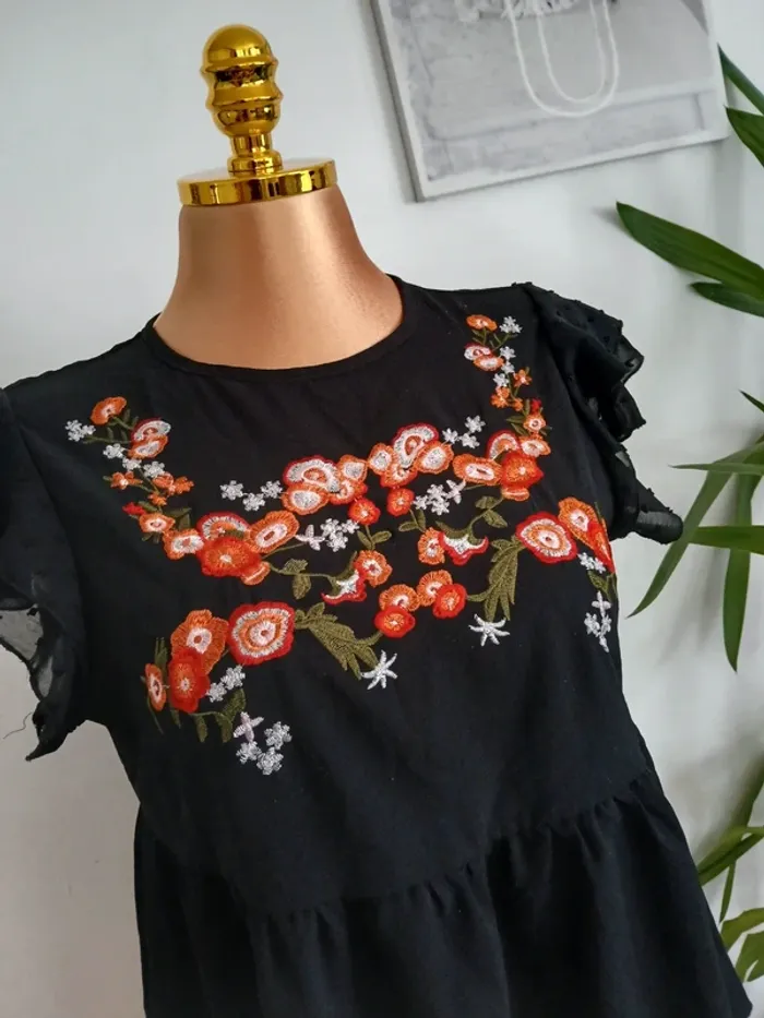 Blouse brodée Taille M🌿💝 - photo numéro 6