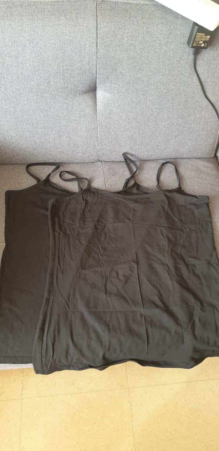 2 debardeurs  C& A  xl