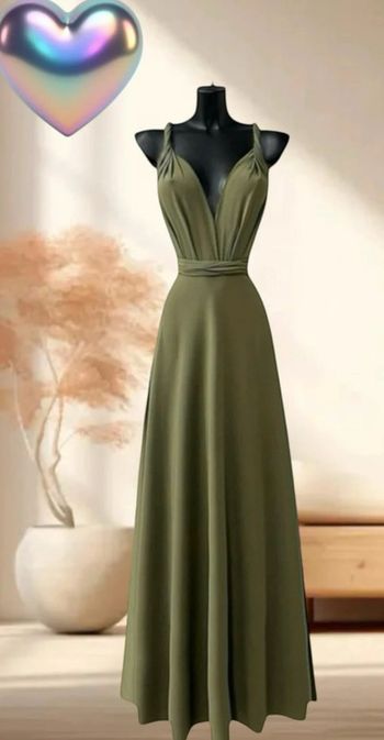 Superbe robe couleur kaki fabriquée en France dos nu