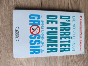 Livre: Une nouvelle façon d'arrêter de fumer sans craindre de grossir
