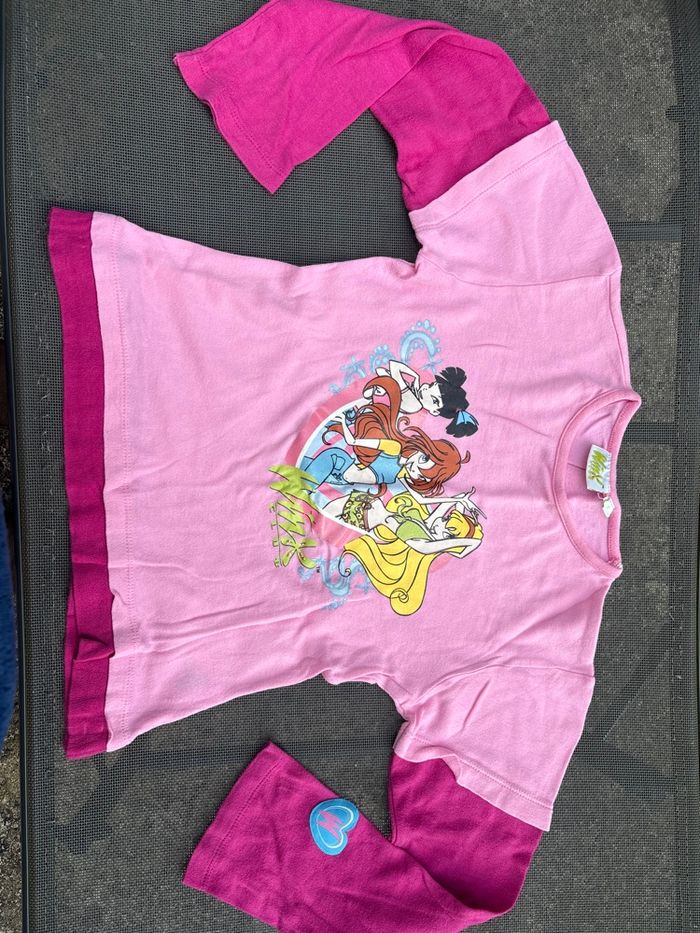 TEE shirt winx - photo numéro 1