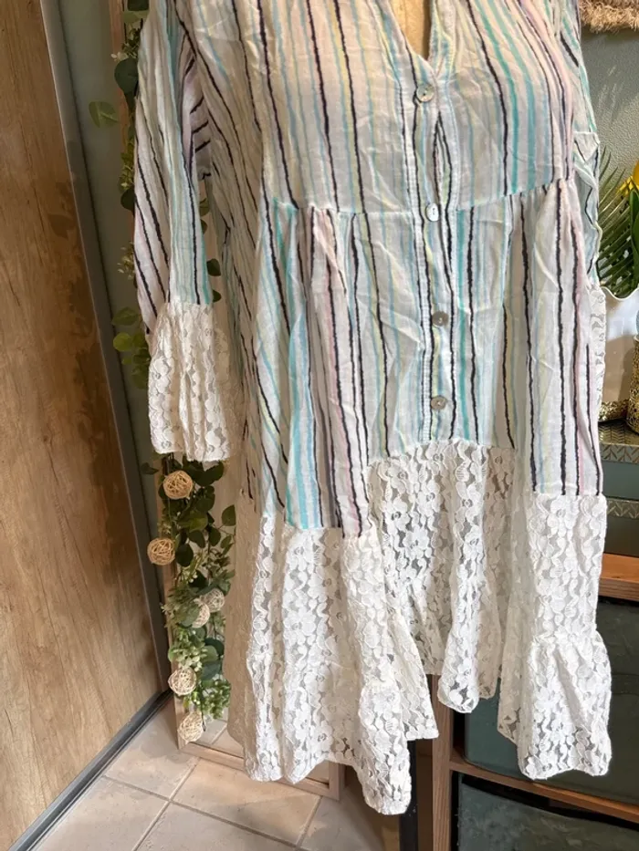 Jolie robe courte tunique avec dentelle femme - photo numéro 2