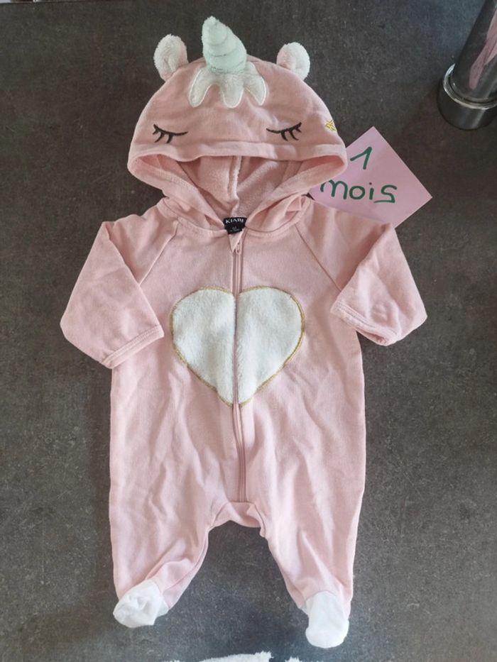 Surpyjama licorne 1 mois