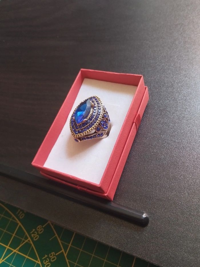 Bague vintage Marquise avec coffret cadeau - photo numéro 3