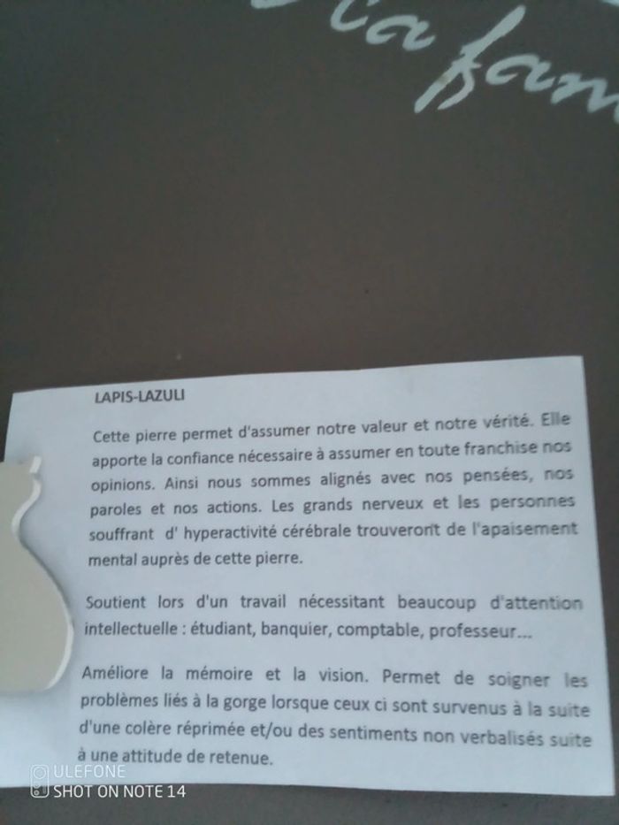 Collier pendentif en pierres de lapis lazuli lune naturelles - photo numéro 2