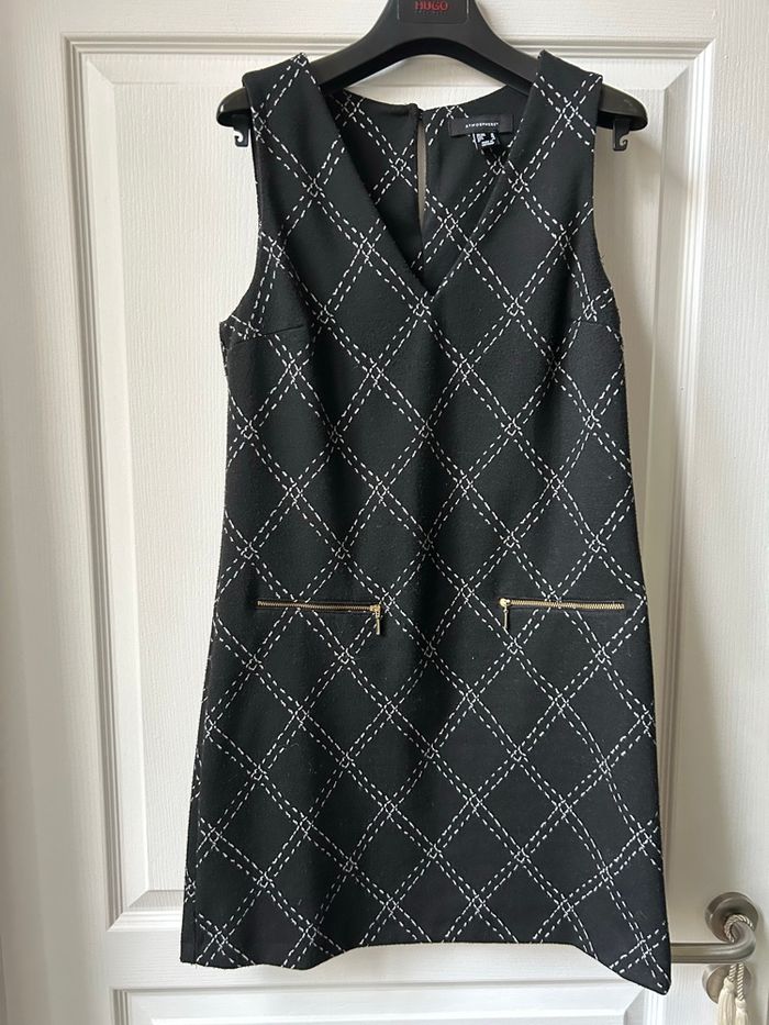 Robe courte et ajustée Primark, taille 38 - photo numéro 5