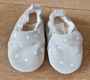 Chaussons bébé gris H&M 14/15