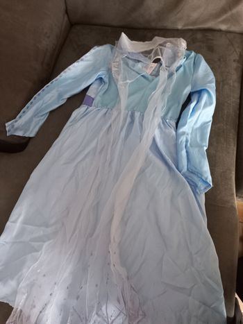 Deguisement elsa reine des neiges 2  environ 8 ans