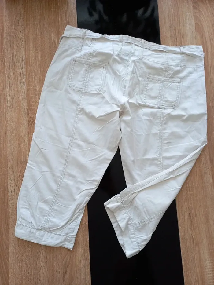 Panta-court blanc T.46 - photo numéro 2