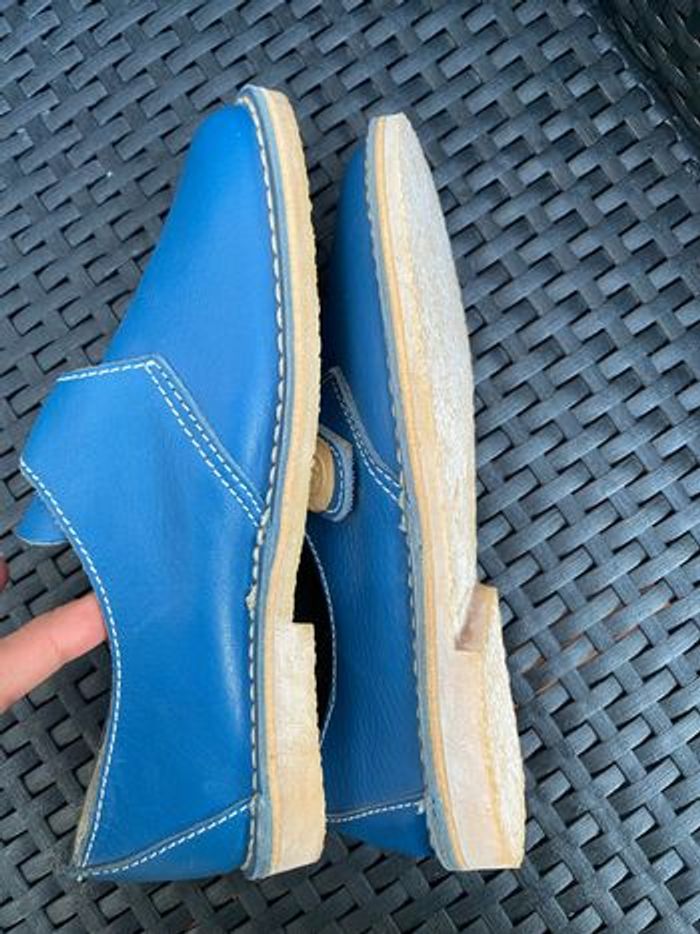 Jolie paire de chaussures aster t35 - photo numéro 4