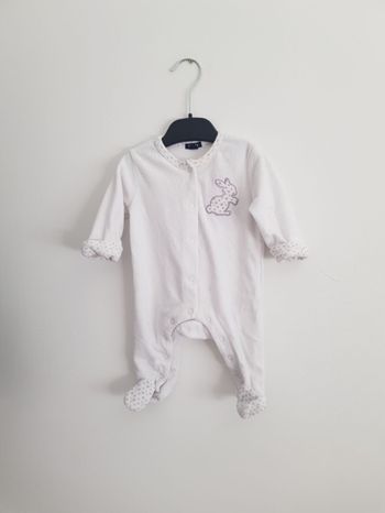 Pyjama en velours taille 3 mois
