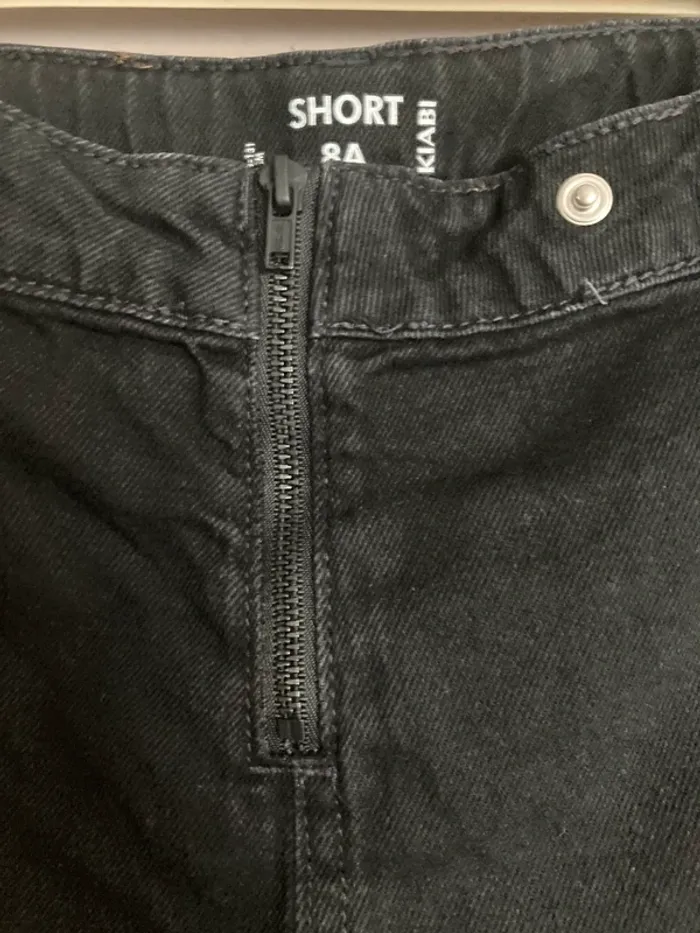 Kiabi jupe short noire 8 ans - photo numéro 4