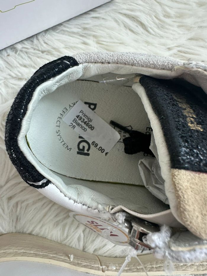 Paire de basket Primigi taille 28 - photo numéro 4