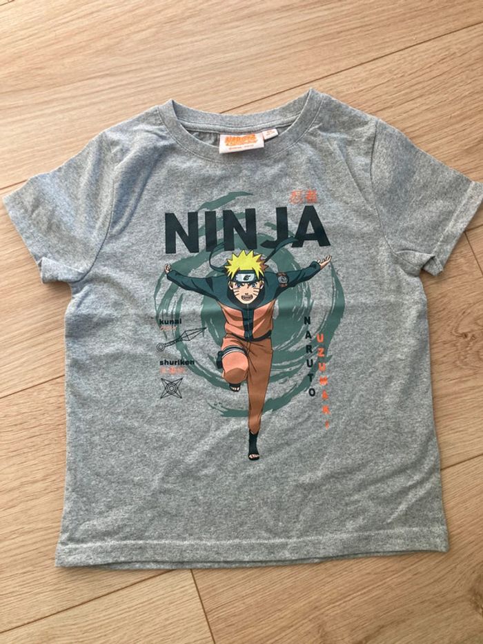 t-shirt Naruto 6ans juste lavé