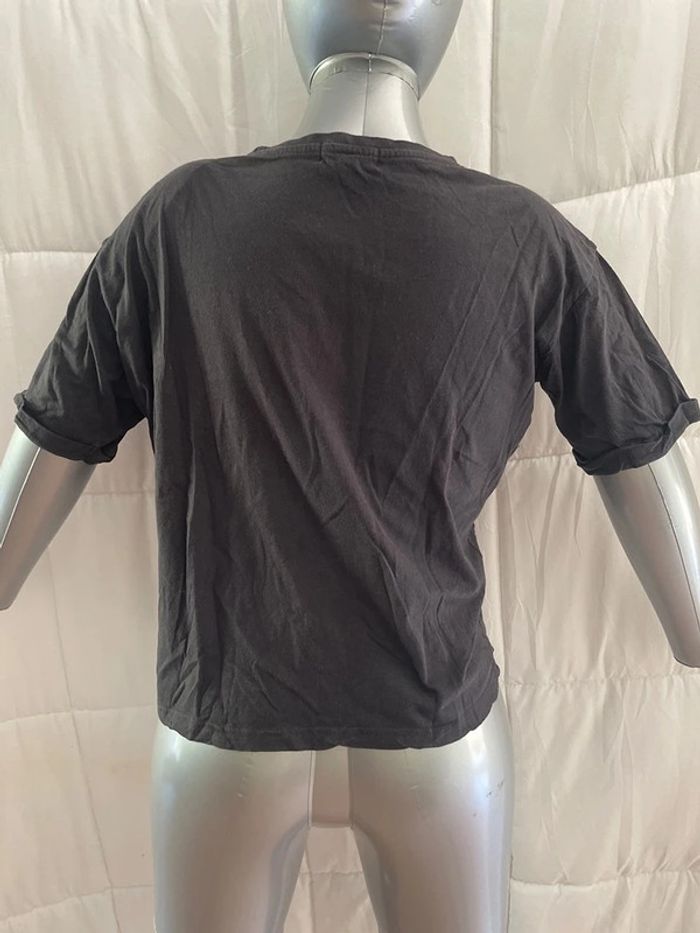 t-shirt Disney noir taille S - photo numéro 2