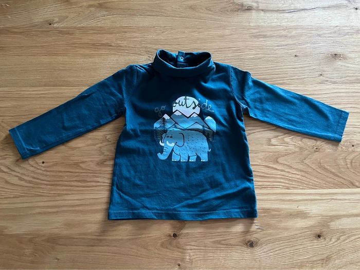 Sous-pull Gémo 24 mois