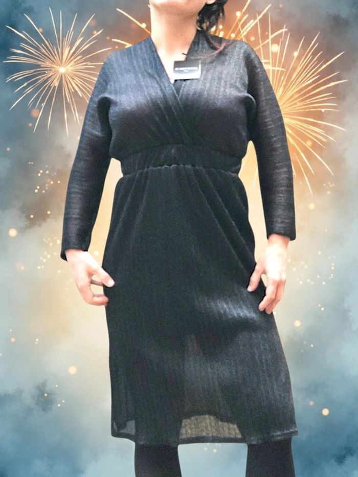 Robe de fêtes neuve valeur 85€ 😱