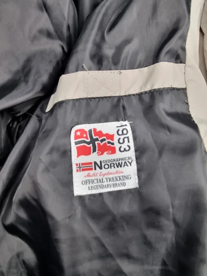 Doudoune Geographical Norway Gris Clair – Taille L Femme (mesures en photos) - photo numéro 10
