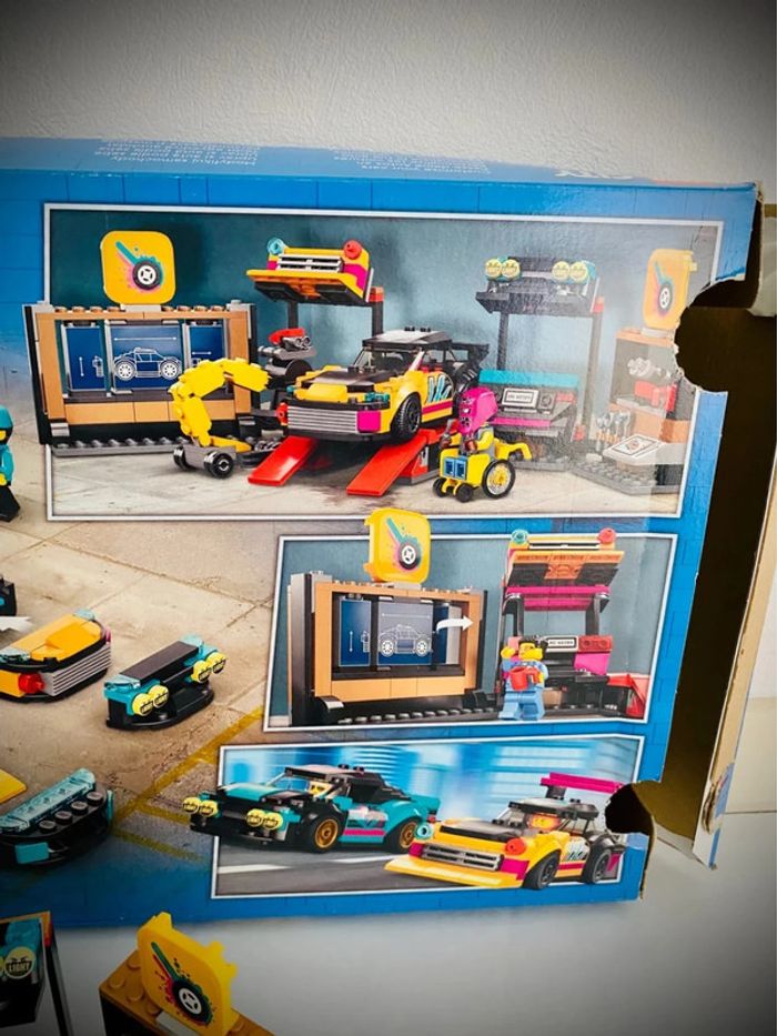 LEGO City 60389 - Le Garage de Customisation - Complet avec Boîte et Notice - photo numéro 8
