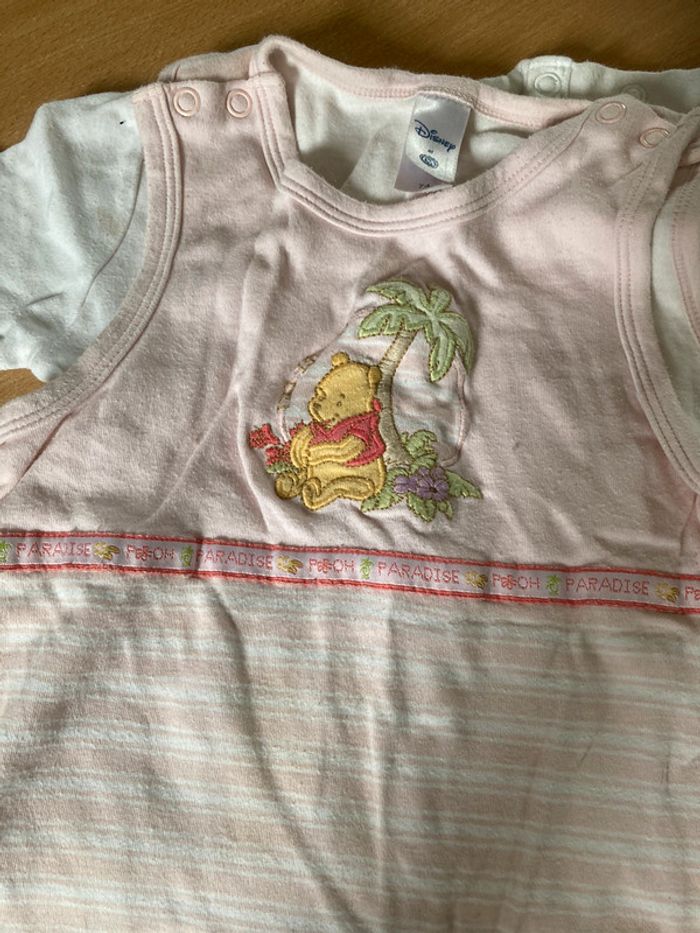Combinaison short + t-shirt winnie l’ourson taille 74cm - photo numéro 2