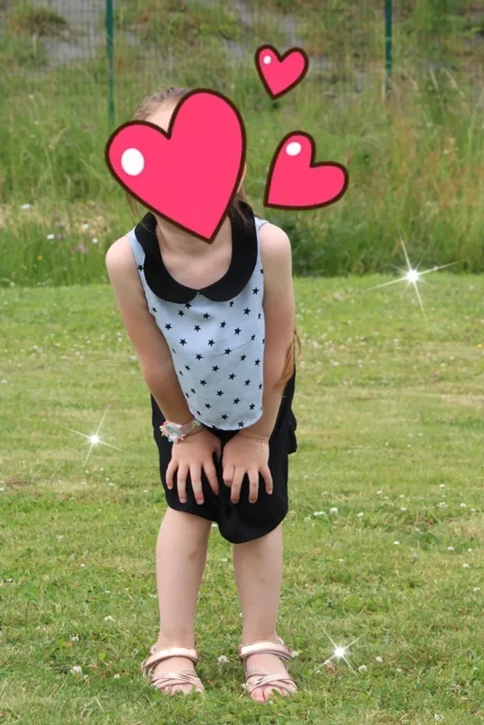 Jolie robe taille 4 ans (convient également en 6 ans). - photo numéro 10