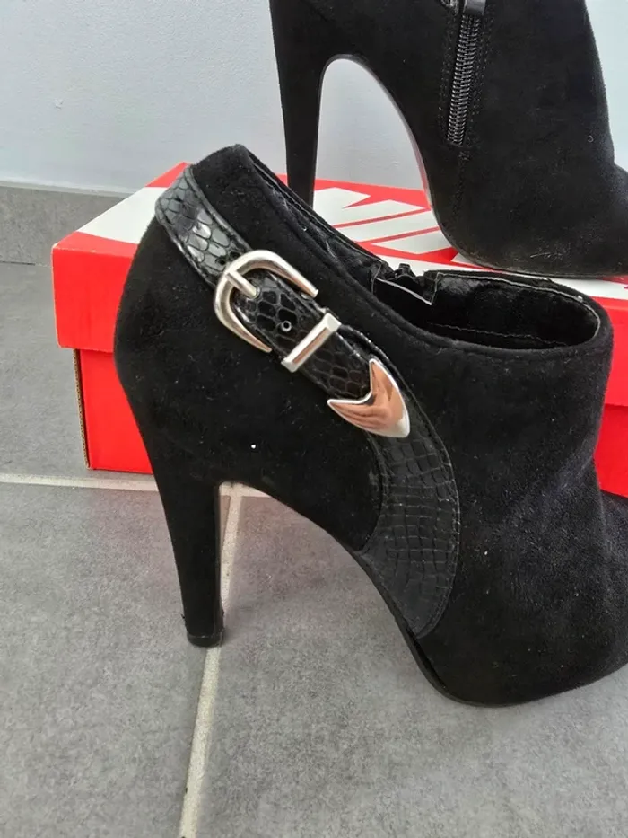 Bottines en daim - photo numéro 2