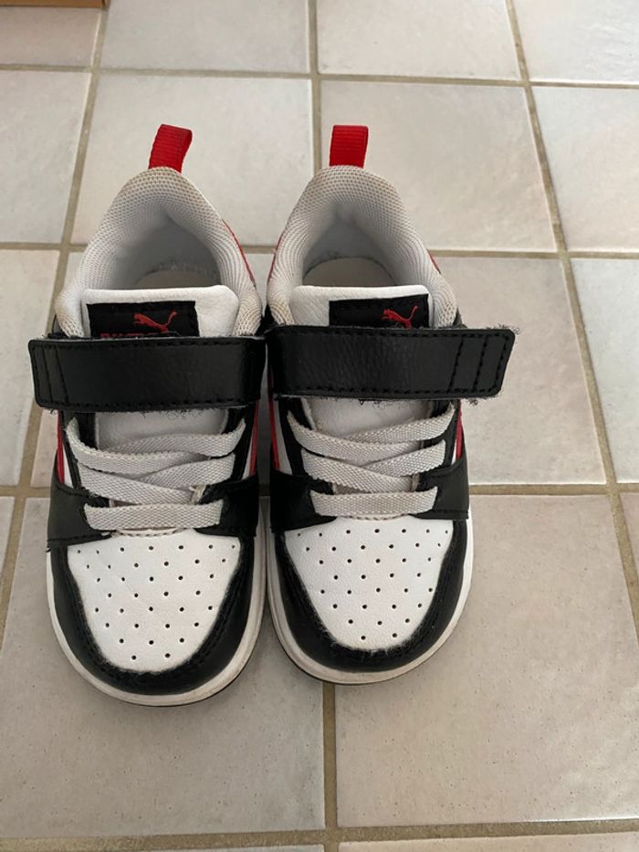 Baskets noires rouges et blanches Puma 22 - photo numéro 10