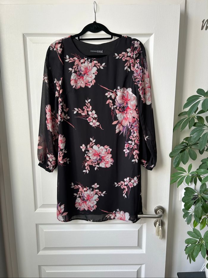 robe/tunique fleurie, motifs floraux roses taille 36