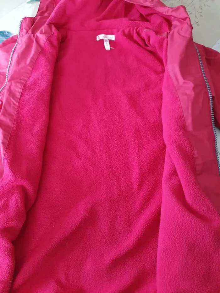 Veste à capuche 6 ans. - photo numéro 5