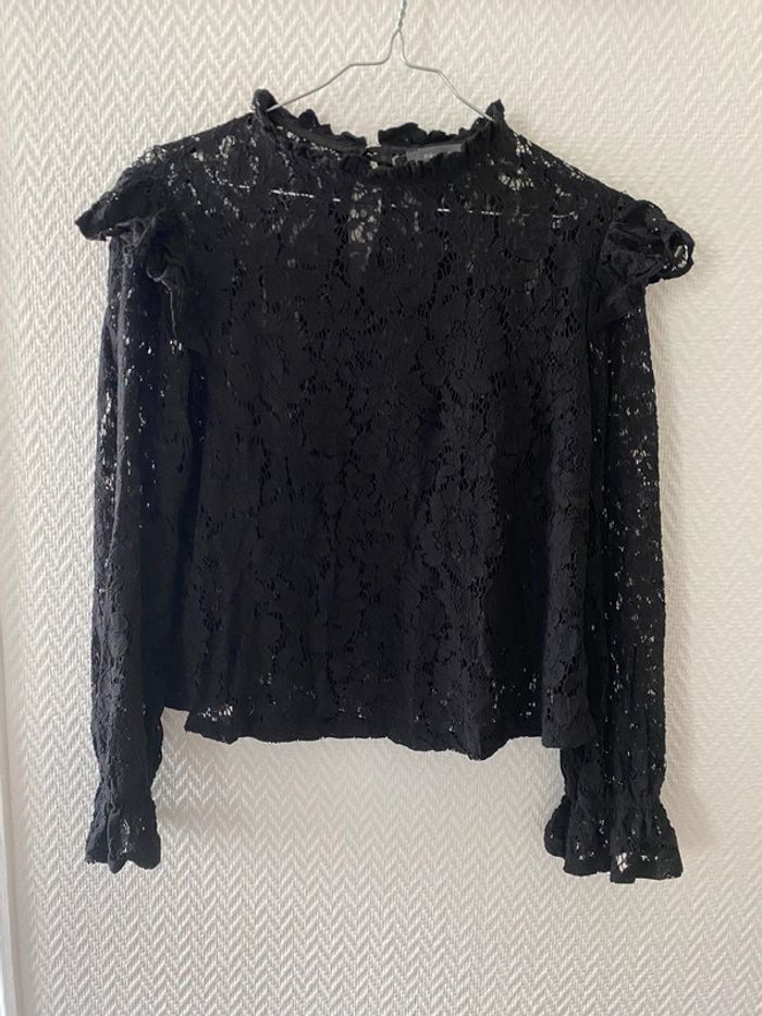 Blouse manche longue dentelle noir Primark