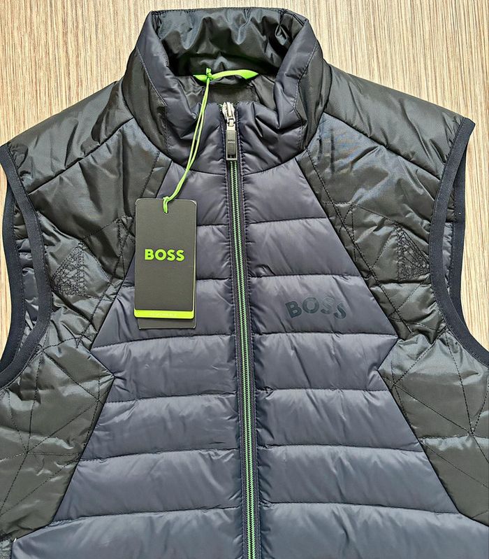 Doudoune Hugo Boss Neuf - photo numéro 2