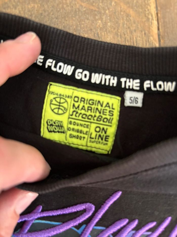 T-shirt mc 6 ans neuf noir et fluo - photo numéro 3