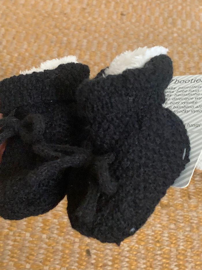Chaussons chauds bébé taille 18-19 - photo numéro 2
