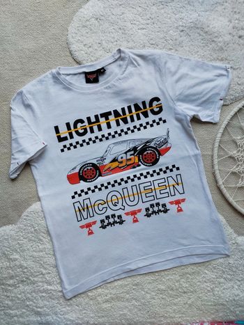 T-shirt cars