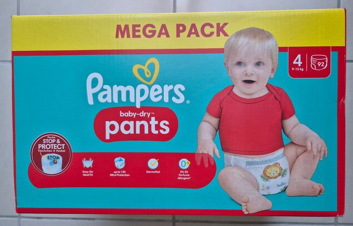 Couches pampers baby dry pants T4