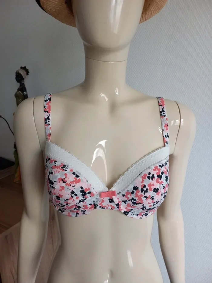 Soutien gorge 90C - photo numéro 2